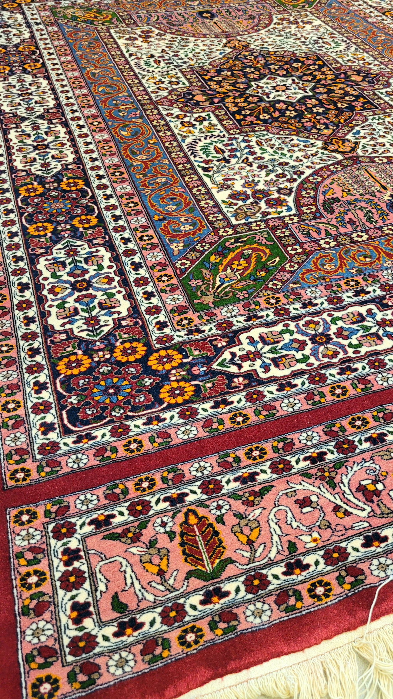 فرش دستبافت نقش موزه‌ای 200×300