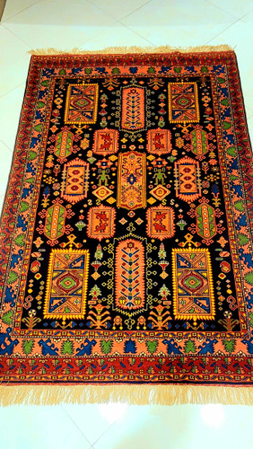 . persian-qashqai-handwoven-carpet-museum-design-40raj-silk-foundation-natural-wool-dyes-140x200.jpg