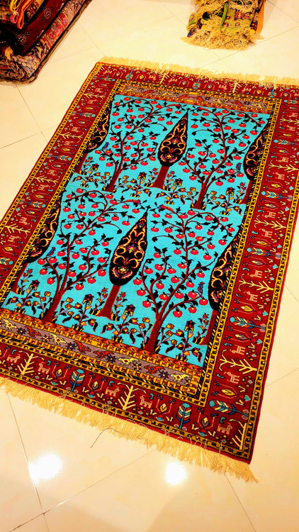 فرش دستبافت چله و گل ابریشم سرو و انار