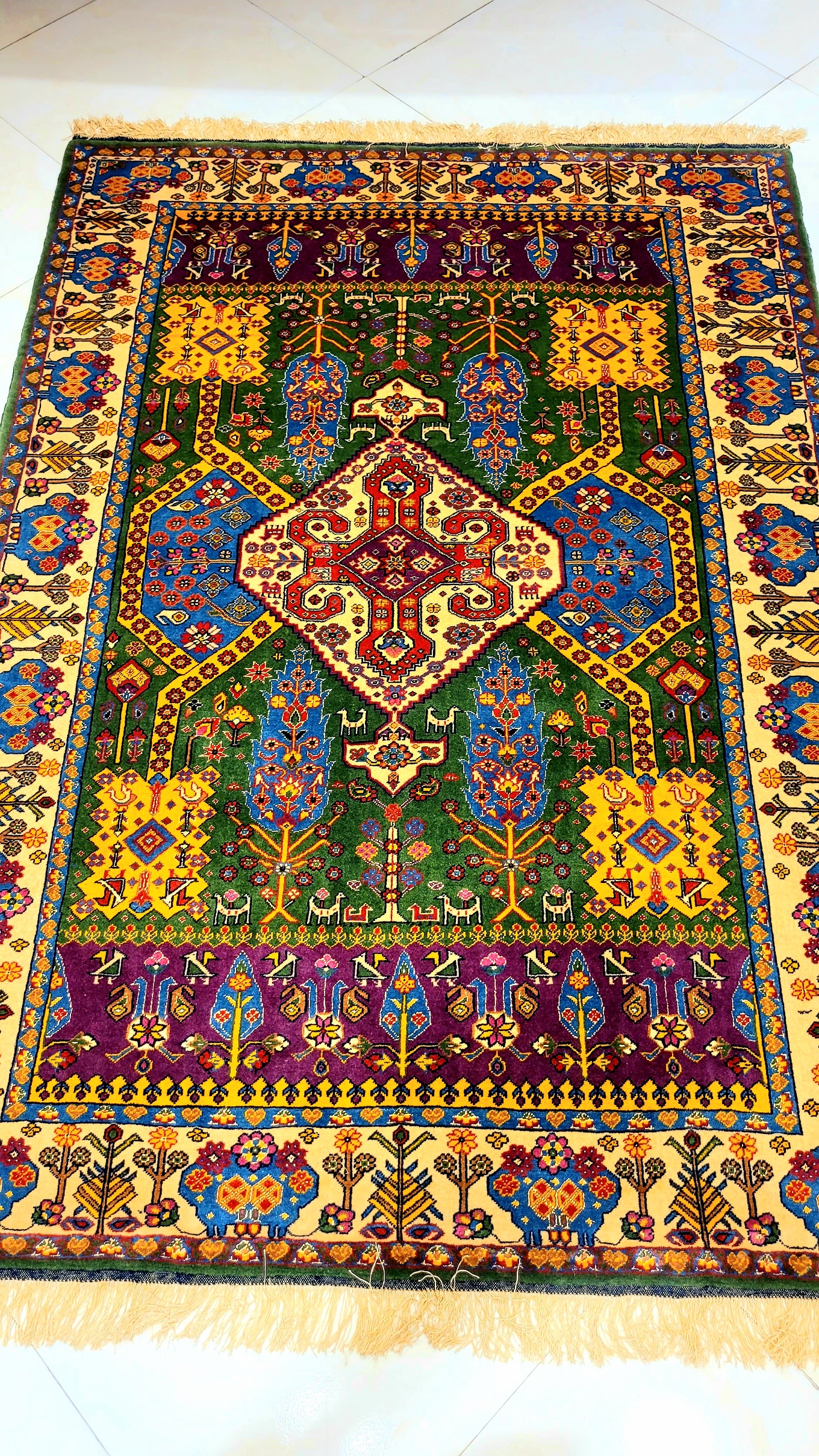 farsh-qashqai-abrisham-chaleh-sarv-40raj-natural-dye.jpg