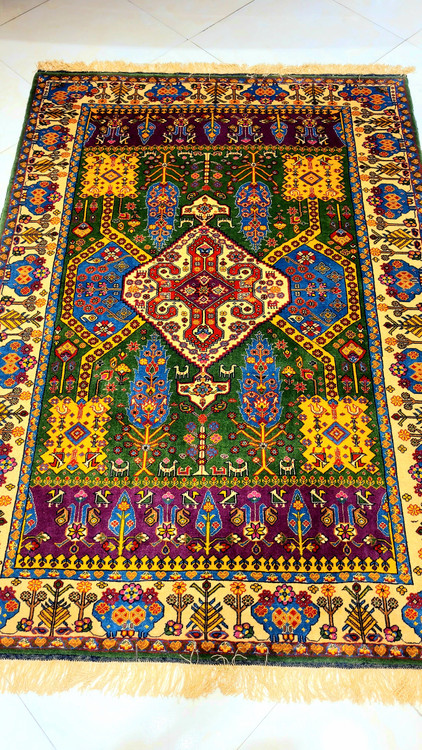 farsh-qashqai-abrisham-chaleh-sarv-40raj-natural-dye.jpg