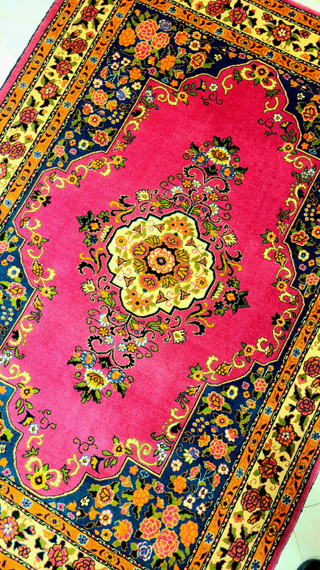 persian-rug-hazargol-lachak-toranj-silk-40raj.jpg