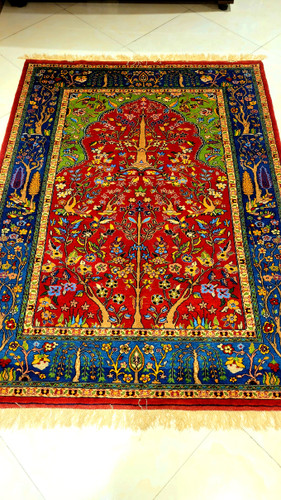 فرش دستبافت اصیل ایرانی