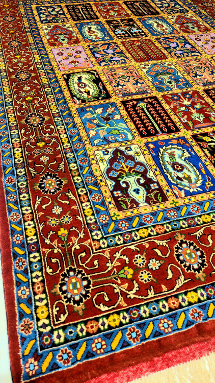 فرش دستبافت اصیل ایرانی