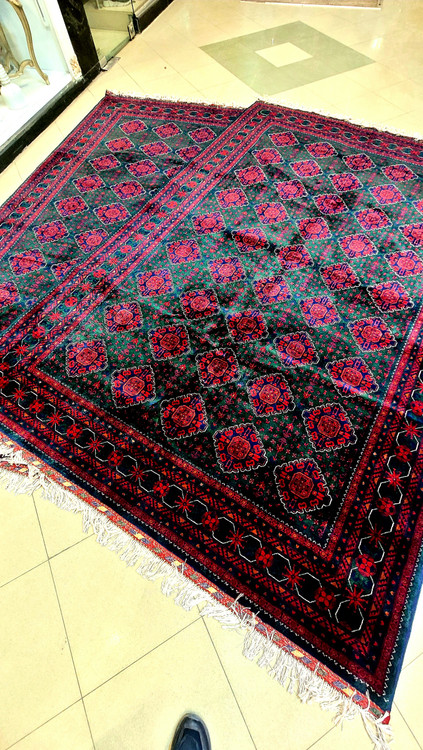 فرش دستبافت کرک مرینوس نقشه قابی