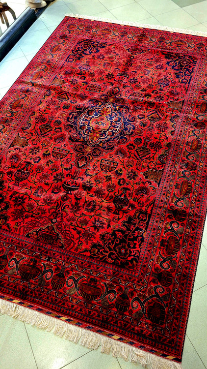 فرش دستبافت کرک مرینوس نقشه کاسه کوزه