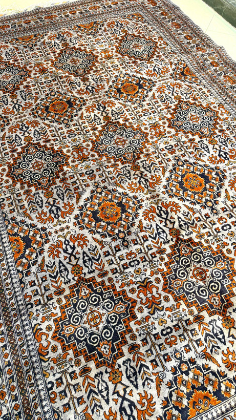 farsh-dastbaft-merinos-khan-mohammadi-plant-dye.jpg