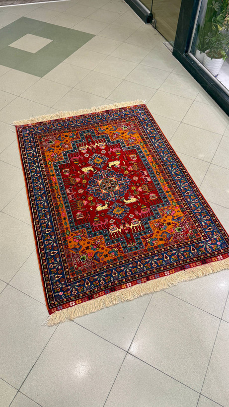 farsh-dastbaft-qashqai-sarban-176x128-tamam-pashm-rang-giahi.jpg