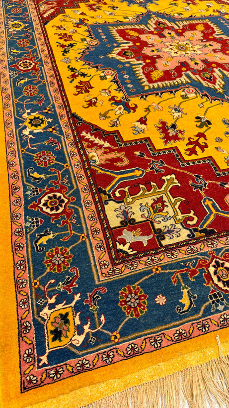 نمای نزدیک ابریشم فرش دستبافت ۴۰ رج