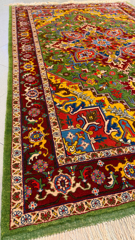 farsh-dastbaft-heris-cheleh-gol-abresham-140x223