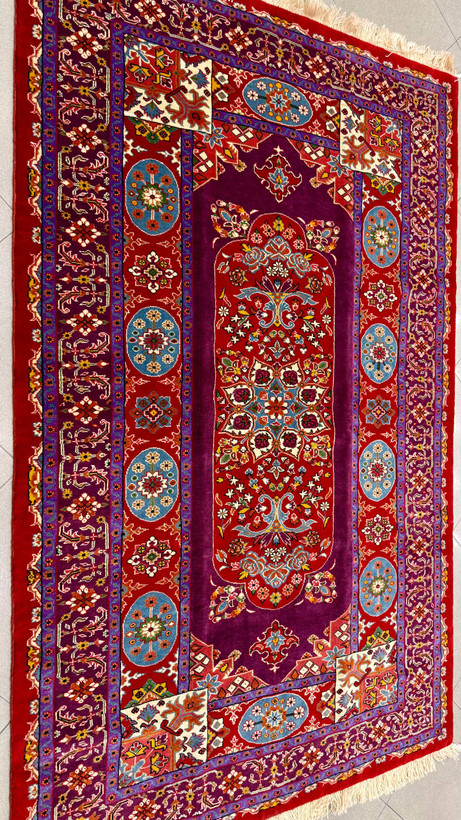 فرش دستبافت تمام پشم قشقایی 145×230، 40 رج با رنگ گیاهی اعلا
