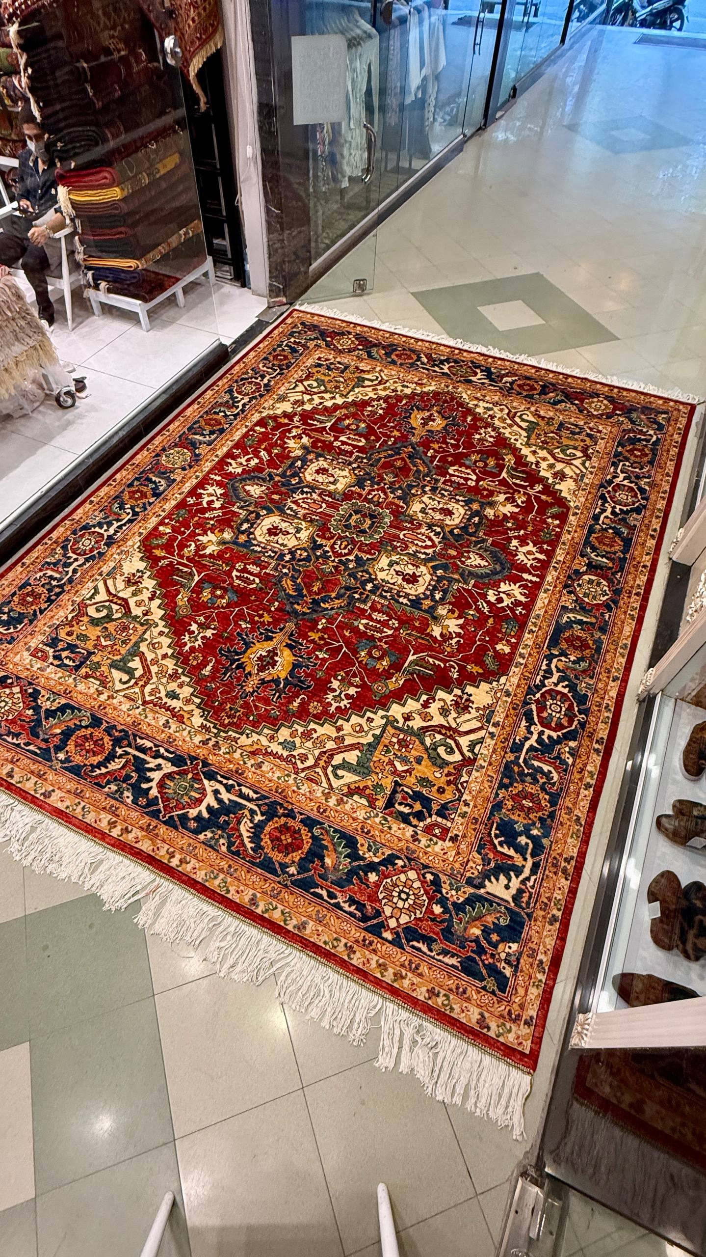 farsh-dastbaft-soltanabad-300x400
