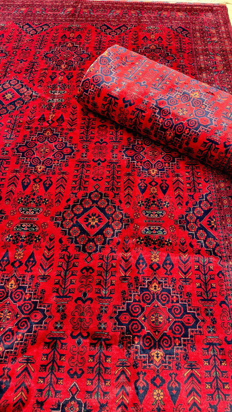 handmade-merinos-khan-mohammadi-carpet-250x350-red-navy-50raj.jpg