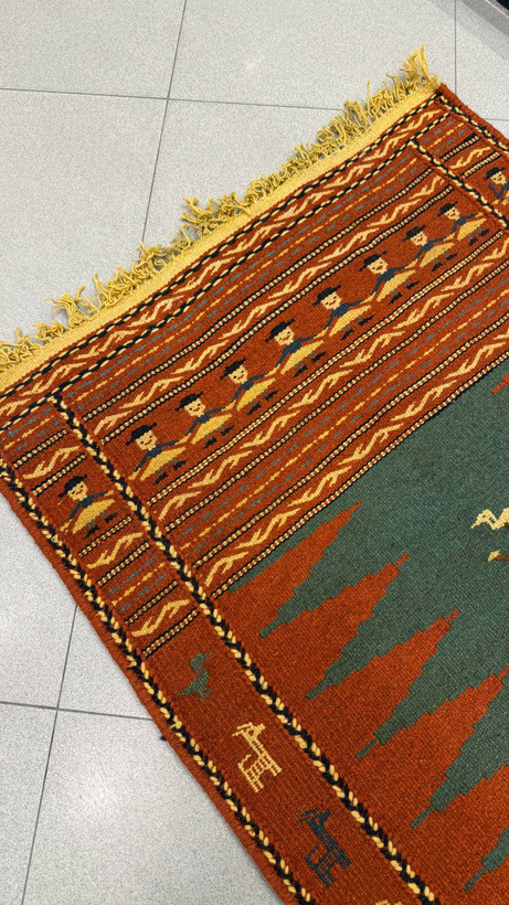 گلیم دستبافت ابعاد80*120تمام پشم رنگ گیاهی