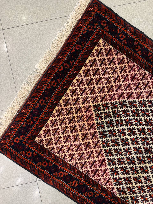 barg-taki-handwoven-rug-wool-162x86.jpg