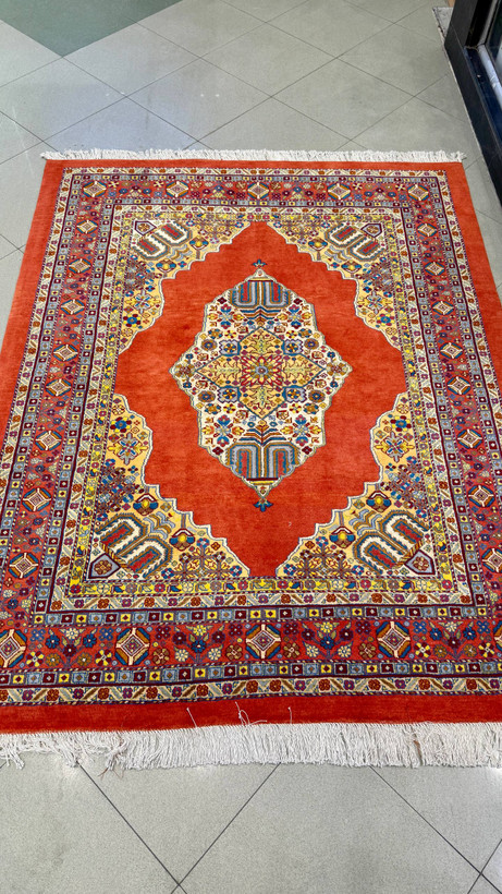 handmade-lol-baft-rug-45-raj-toranj-silk-flower-150x195.jpg