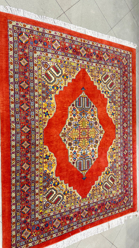 handmade-lol-baft-rug-45-raj-toranj-silk-flower-150x195.jpg
