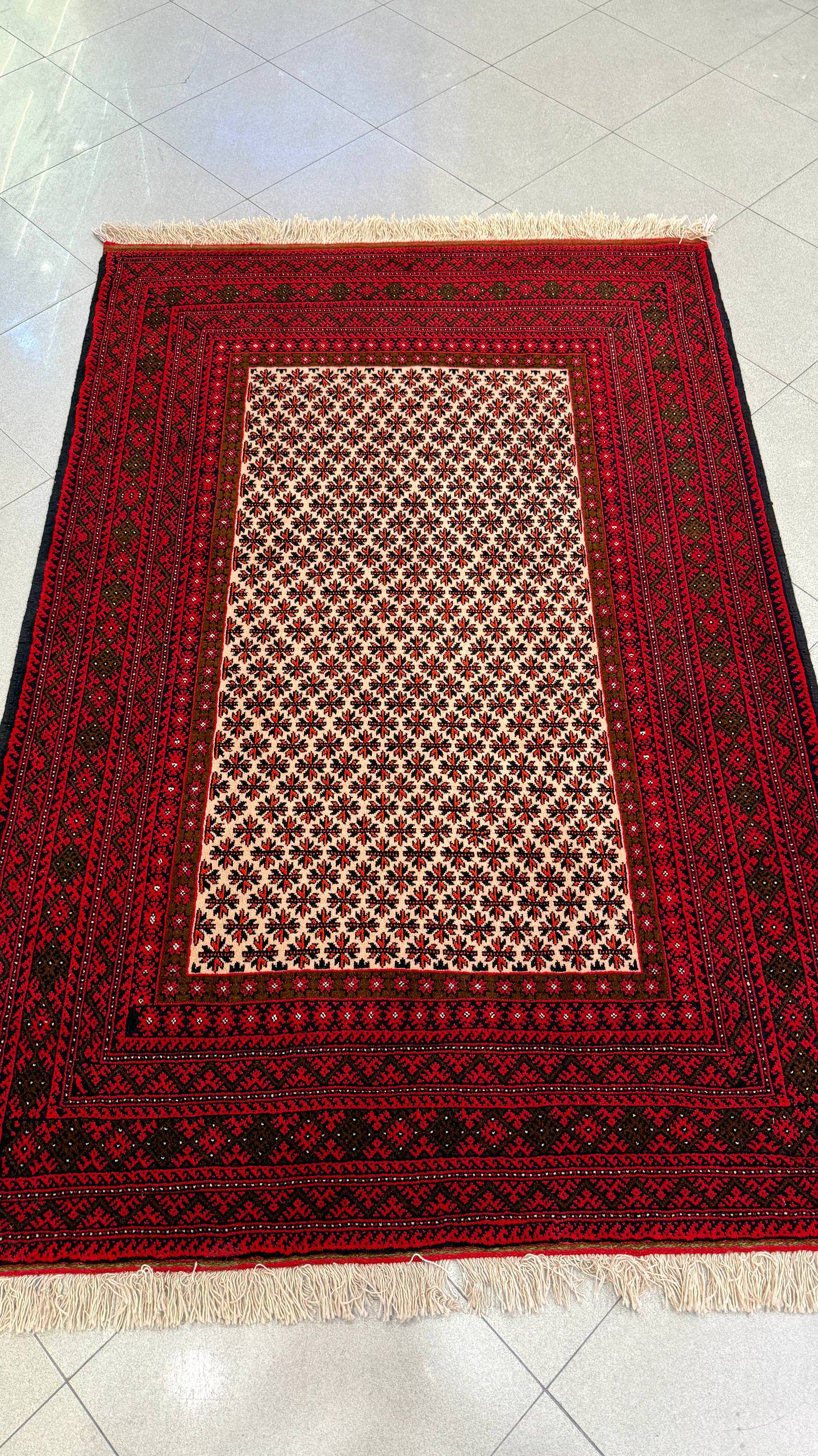 ghaliche-dastbaf-barg-taki-130x202