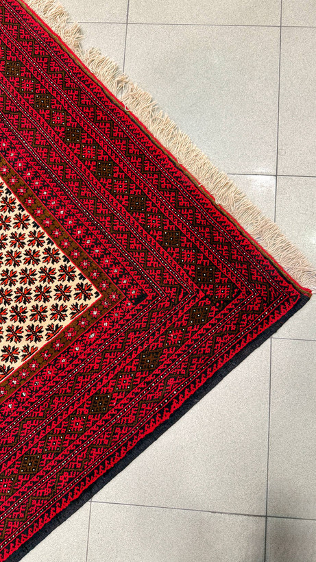 ghaliche-dastbaf-barg-taki-130x202
